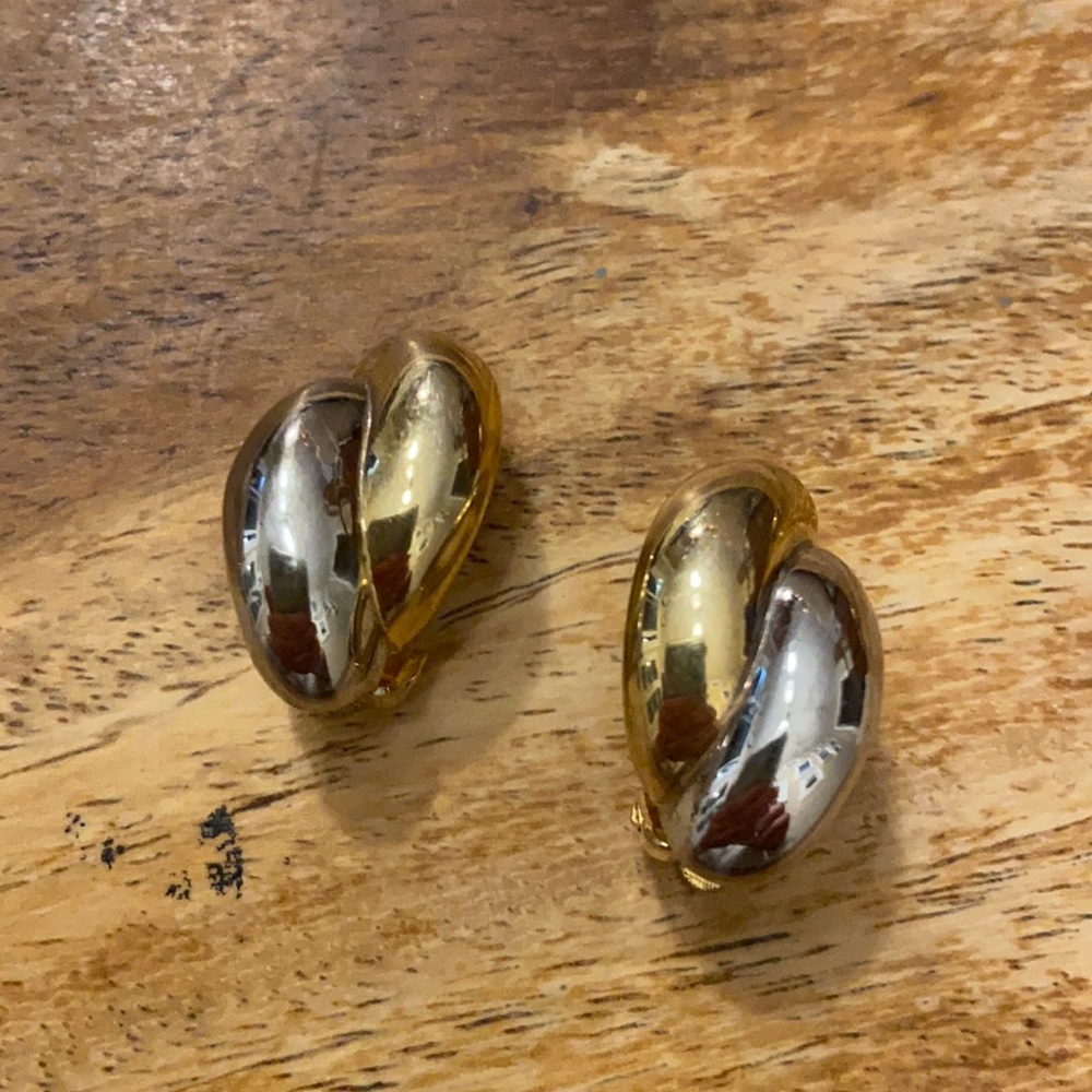 Vintage Two Tone Carolee Earrings